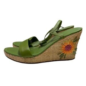 🌻Green Sunflower Wedges Size 9 1/2🌻